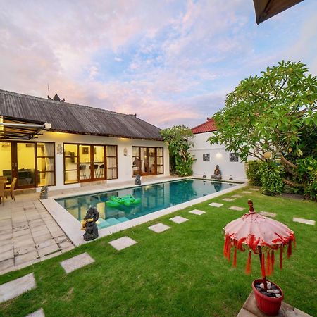Bali Sunyi Villas Jimbaran Екстериор снимка