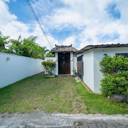 Bali Sunyi Villas Jimbaran Екстериор снимка