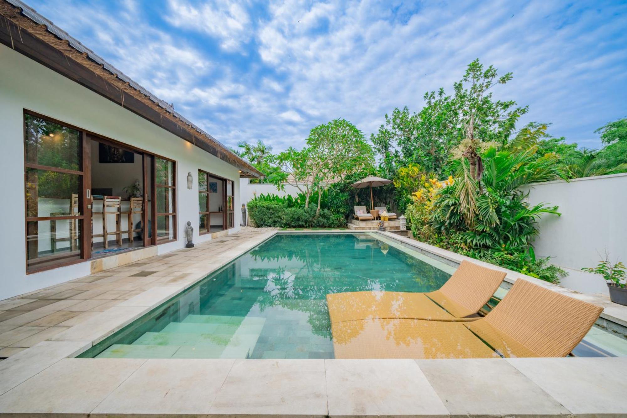 Bali Sunyi Villas Jimbaran Екстериор снимка