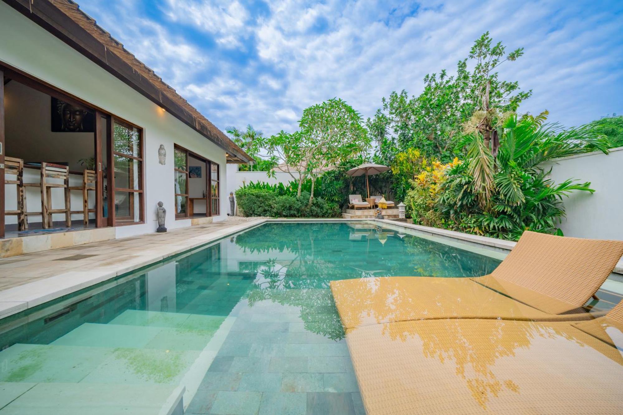 Bali Sunyi Villas Jimbaran Екстериор снимка
