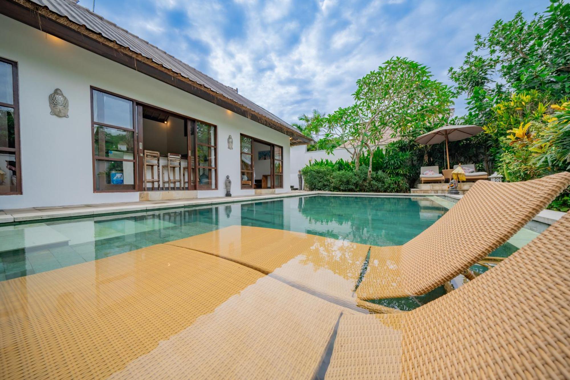 Bali Sunyi Villas Jimbaran Екстериор снимка