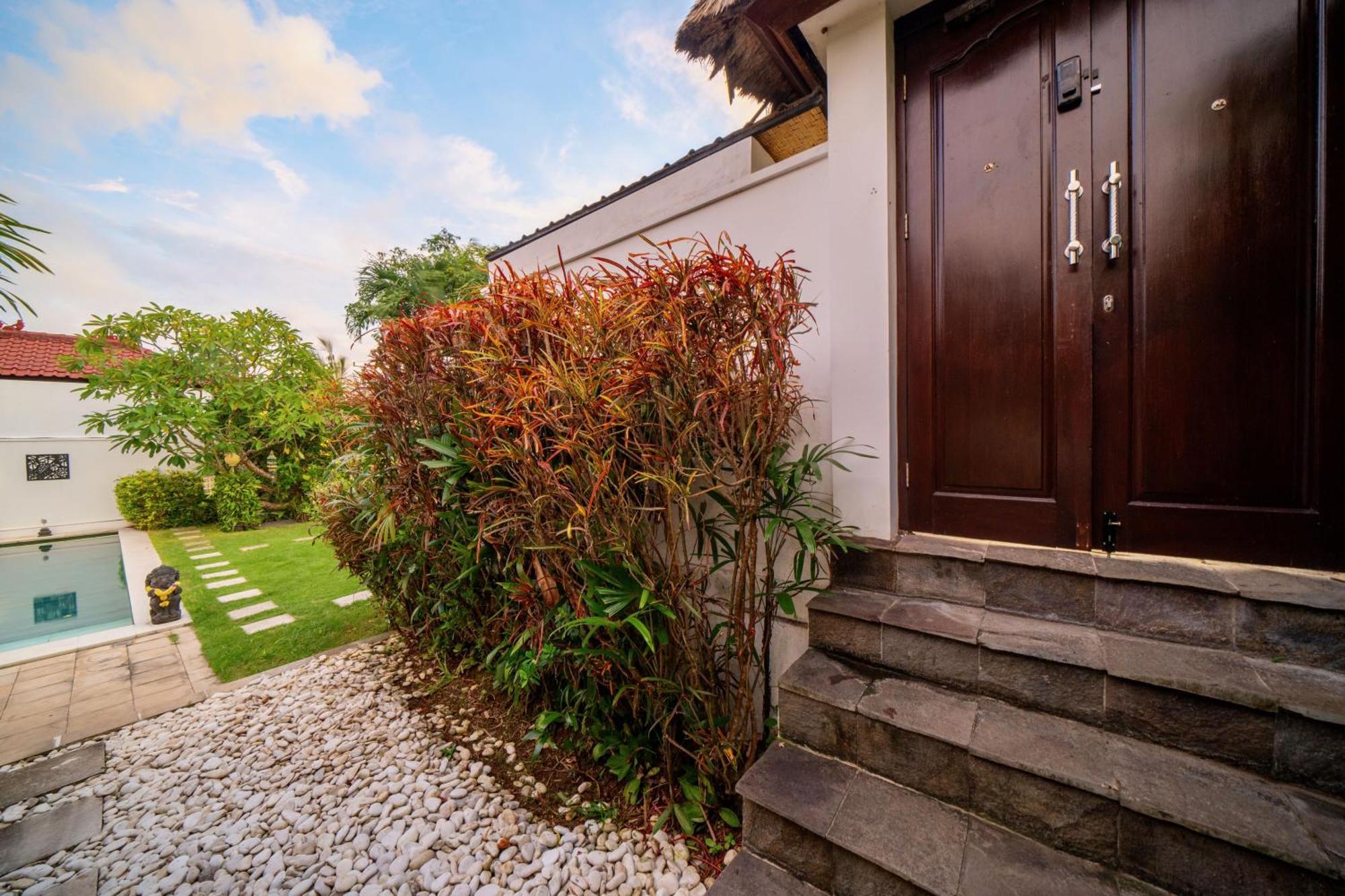 Bali Sunyi Villas Jimbaran Екстериор снимка
